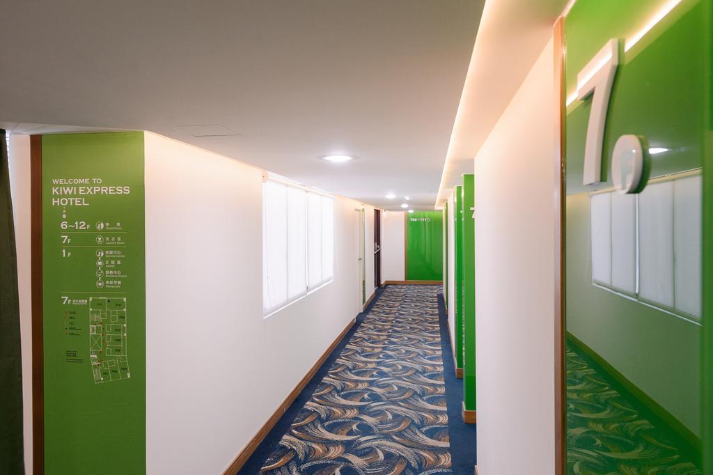 Hotel Kiwi-Taichung Station Branch 1 Extérieur photo